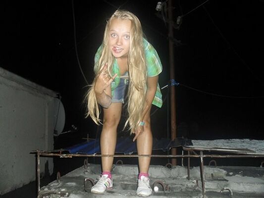  ,   Tania, 29 ,  