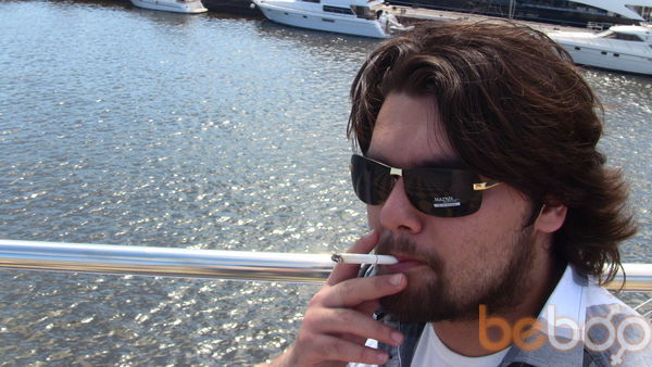  ,   Igor, 32 ,   
