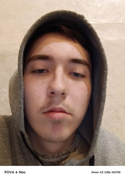  ,   Artem, 19 ,   ,   