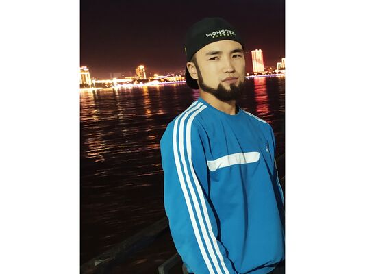  ,   Bek, 29 ,     , c , 