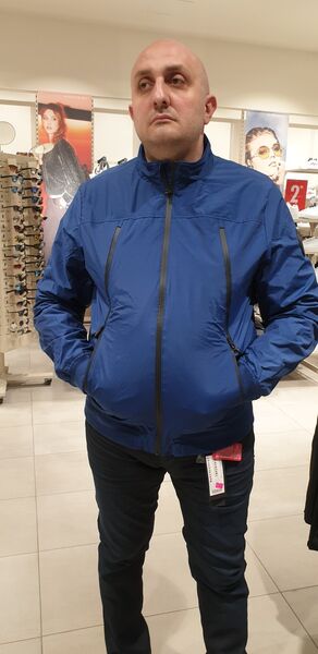  ,   Leon, 44 ,   ,   , c 