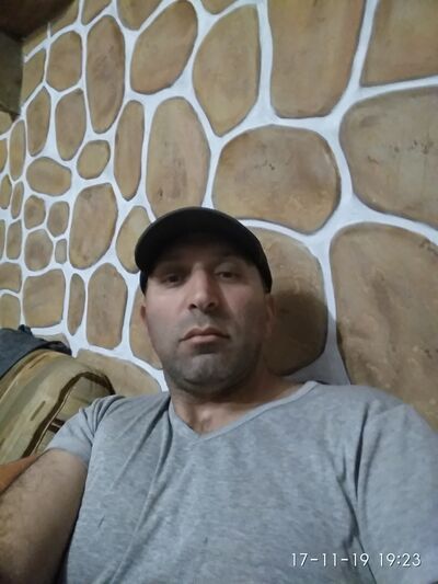  ,   Alberto, 52 ,   ,   
