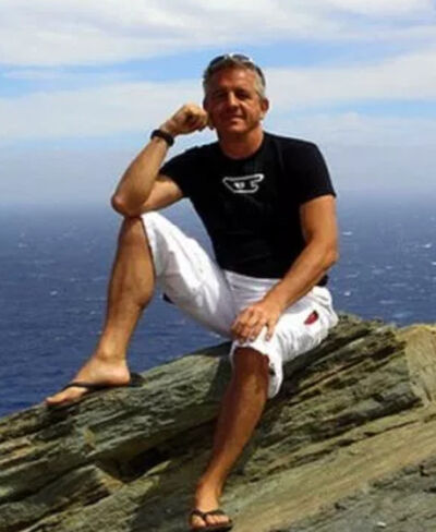  ,   Viktor, 50 ,   