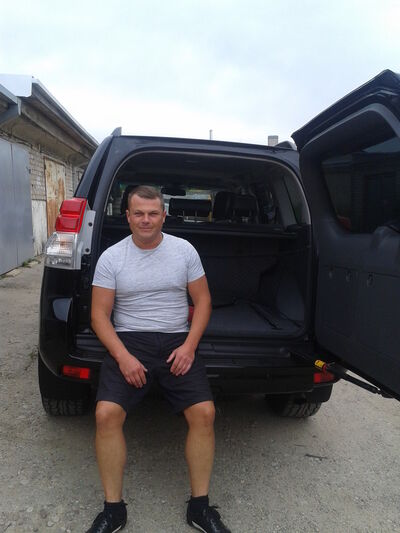  ,   Ruslan, 46 ,   ,   , c 
