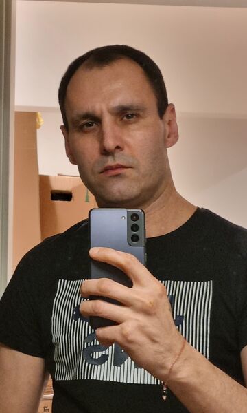  ,   Artur, 51 ,   ,   , c 