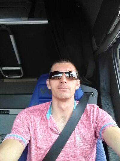  ,   Anatolii, 43 ,   ,   , c 