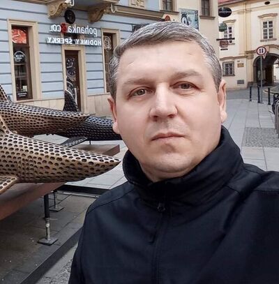  ,   Viktor, 54 ,   ,   , c 