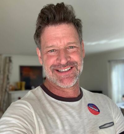  ,   Liam Oliver, 51 ,   ,   , c 