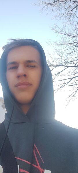  -,   Andrej, 18 ,   ,   
