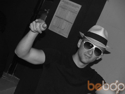  ,   Mike, 33 ,   