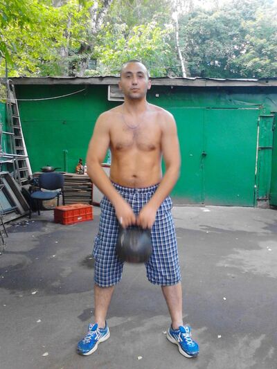  ,   Alex, 34 ,  