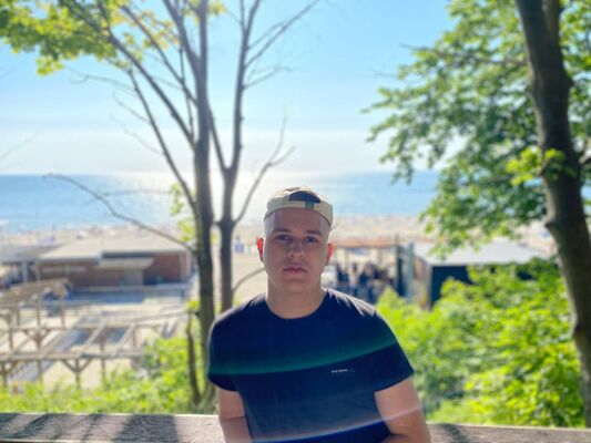  ,   Andrey, 22 ,   ,   