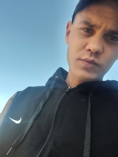  ,   Dmitry, 25 ,   c 