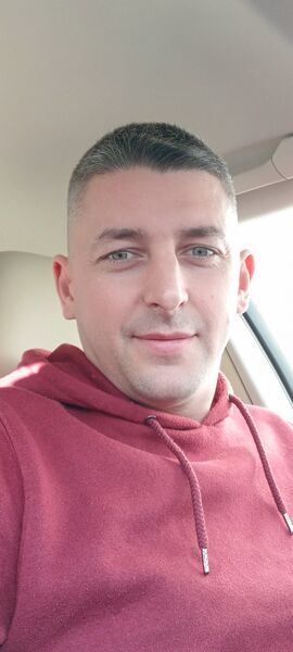  Naaldwijk,   Antonio, 37 ,   ,   