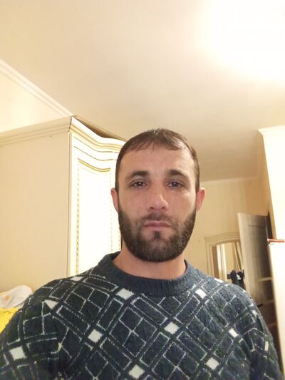  ,   Akbar, 40 ,   ,   