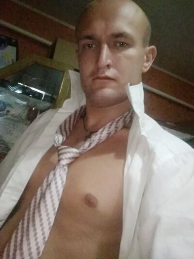  ,   Denis, 36 ,     , c , 