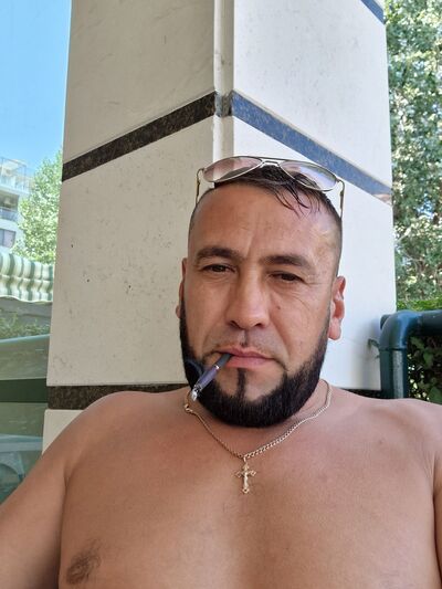  ,   Mihai, 42 ,   ,   , c , 