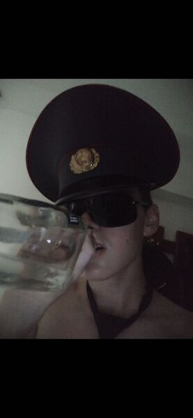  ,   Artem, 20 ,   ,   