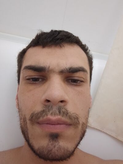  ,   Robert, 28 ,   ,   