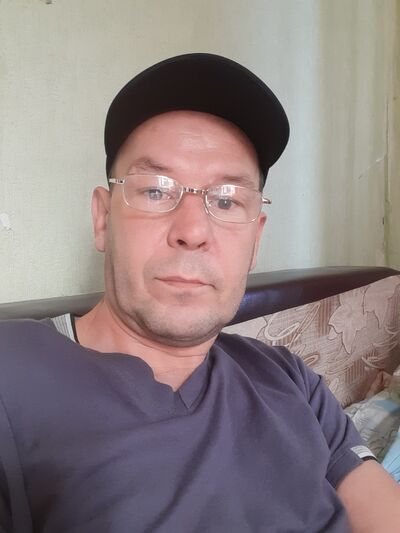  ,   Eduard, 49 ,     , c 
