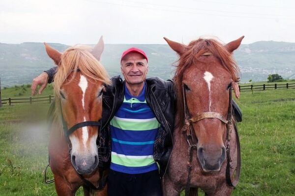 ,   Sasha, 65 ,   ,   , c 