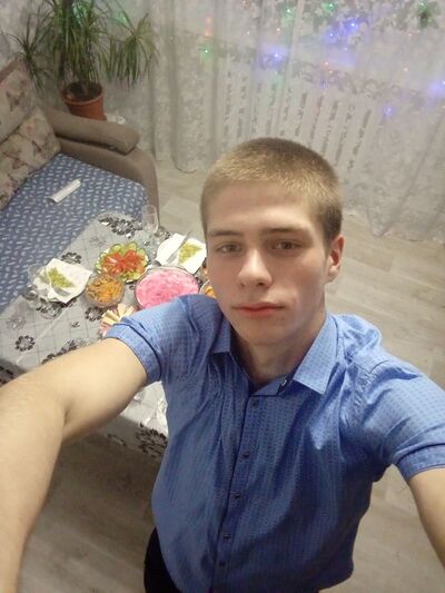  ,   Vova, 22 ,   ,   