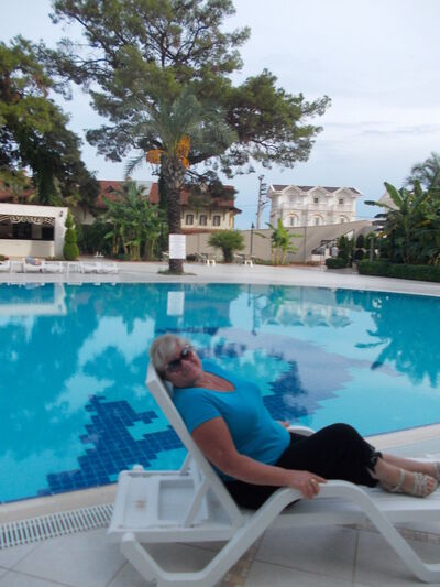  ,   Larisa, 66 ,   ,   , c 