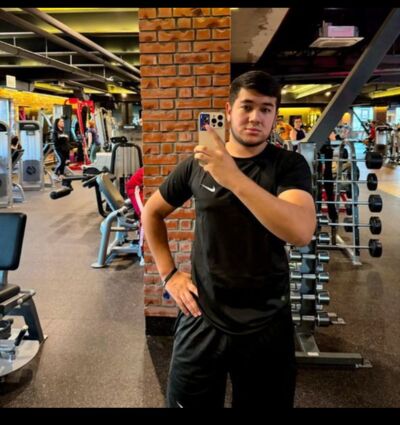  -,   Bayess, 23 ,   ,   