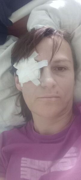  ,   Grin, 52 ,     