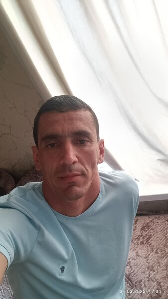  ,   Abdyllo, 42 ,   ,   