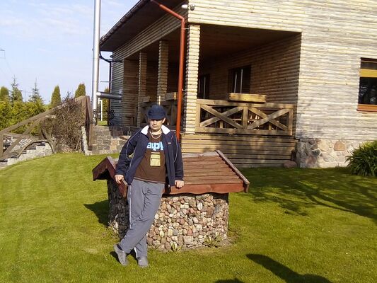  ,   Tomas, 47 ,   ,   , c 
