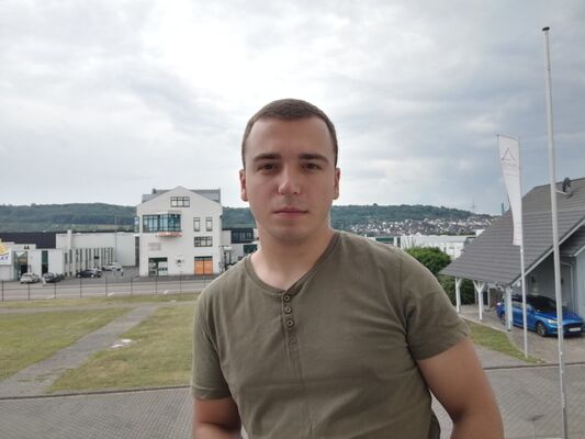  ,   Mihail, 27 ,   ,   , c 