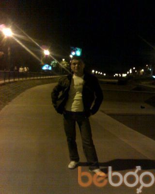  1881297  Artur, 37 ,    