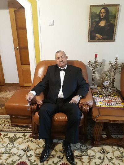  ,   Ilie, 71 ,   ,   