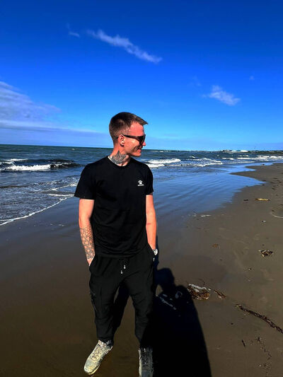  -,   , 25 ,   ,   , c 