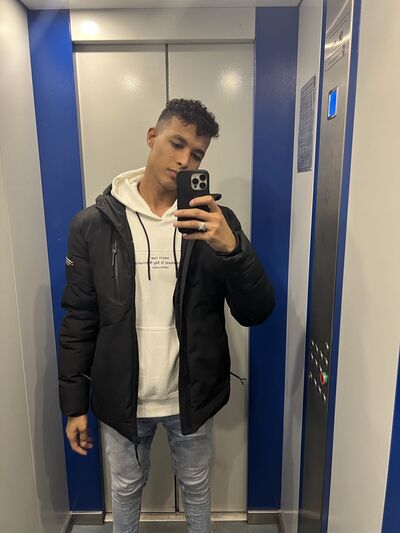  ,   Elgendy, 23 ,   c 