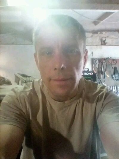  ,   Denis, 41 ,   c , 