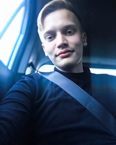  ,   Anton, 27 ,   ,   , c 