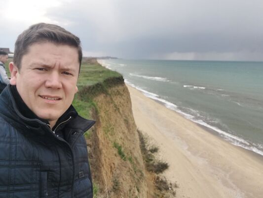  ,   Mike, 34 ,   c 