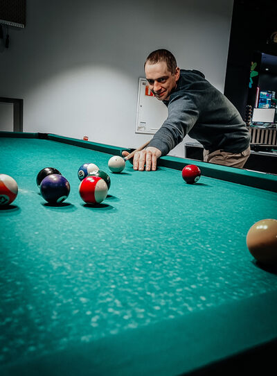  ,   Nikolay, 37 ,   ,   , 