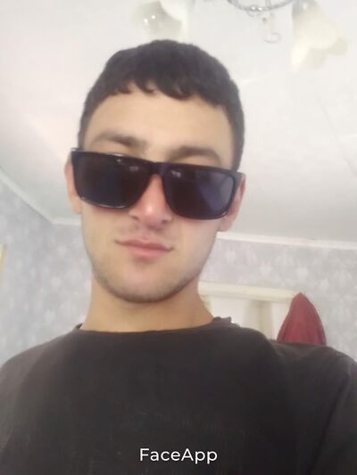  ,   Narek, 33 ,   ,   