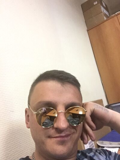  ,   Viktor, 36 ,   ,   , c 