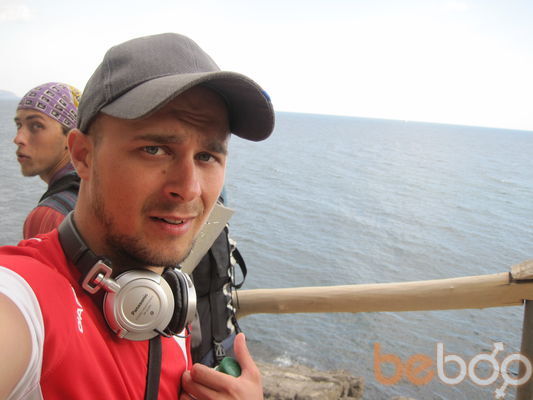  ,   Skydreamer, 37 ,   ,   , c 