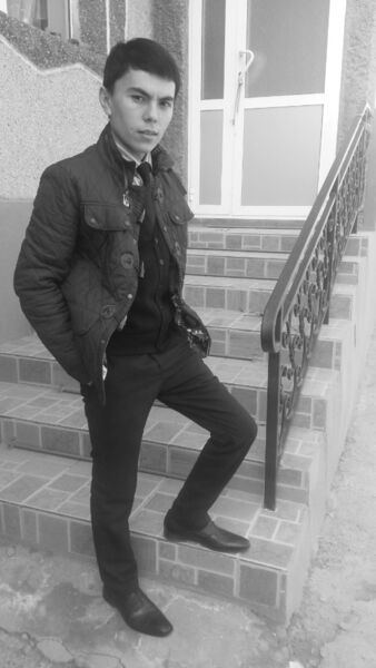  ,   Behzod, 34 ,   