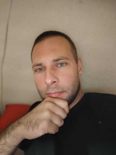  ,   Denis, 34 ,   ,   