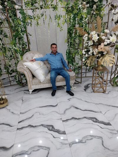  ,   Alik, 42 ,   ,   