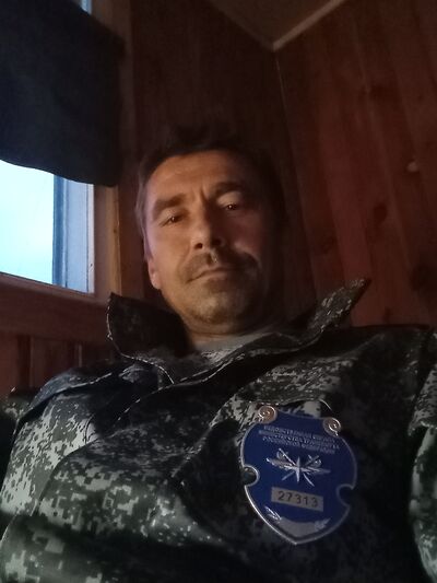  ,   Evgeny, 46 ,   c 