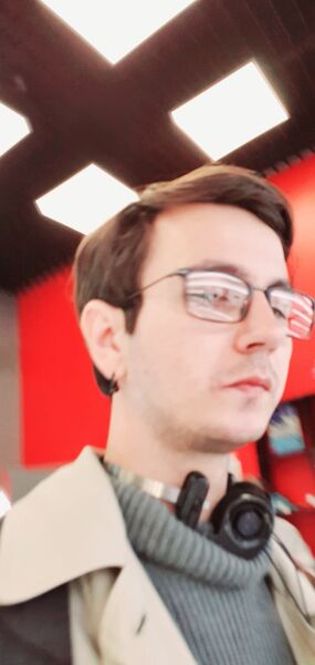  -,   , 33 ,  