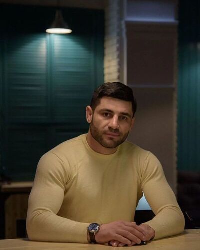  ,   Mher, 44 ,   ,   
