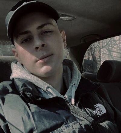  ,   Mikhail, 25 ,   ,   , c , 